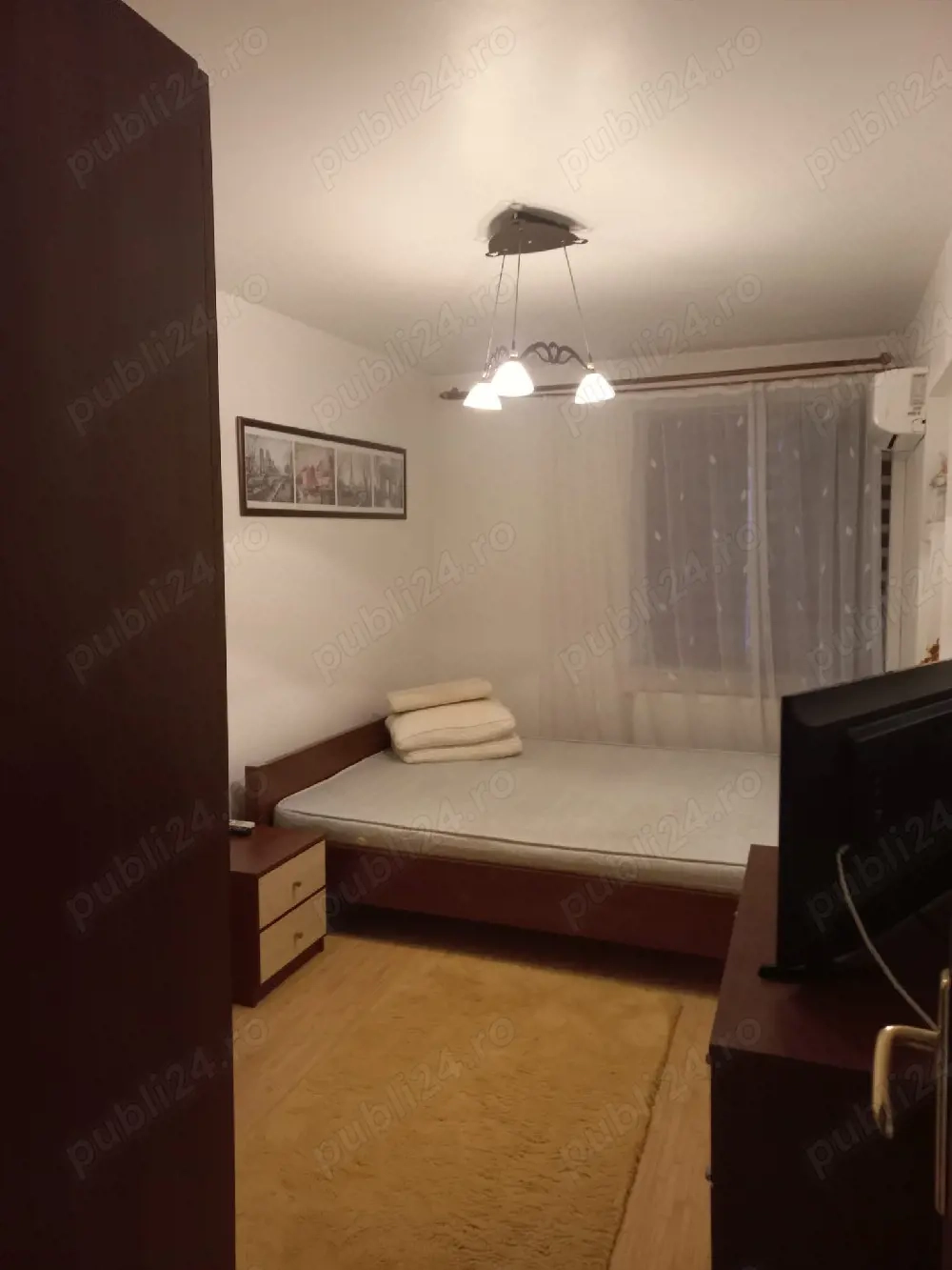 Inchiriez apartament 3 camere