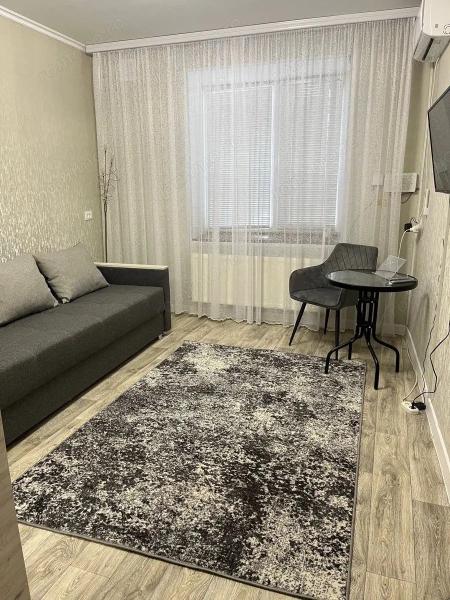 Garsoniera de inchiriat in zona Balcescu 