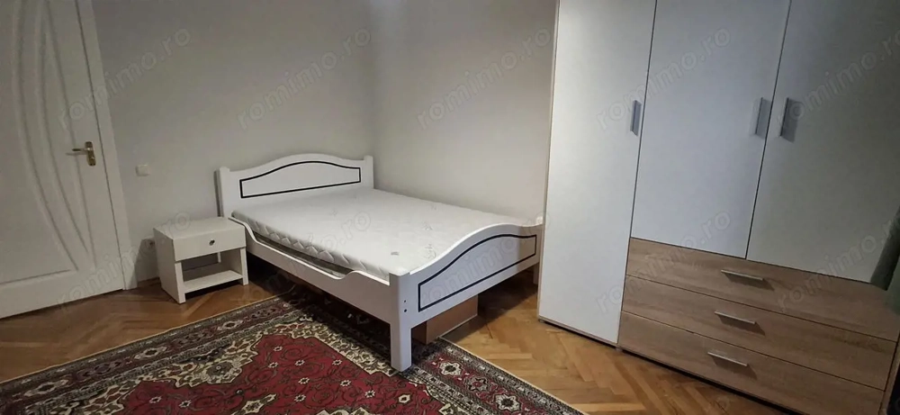Apartament cu 2 camere de vanzare in zona Girocului