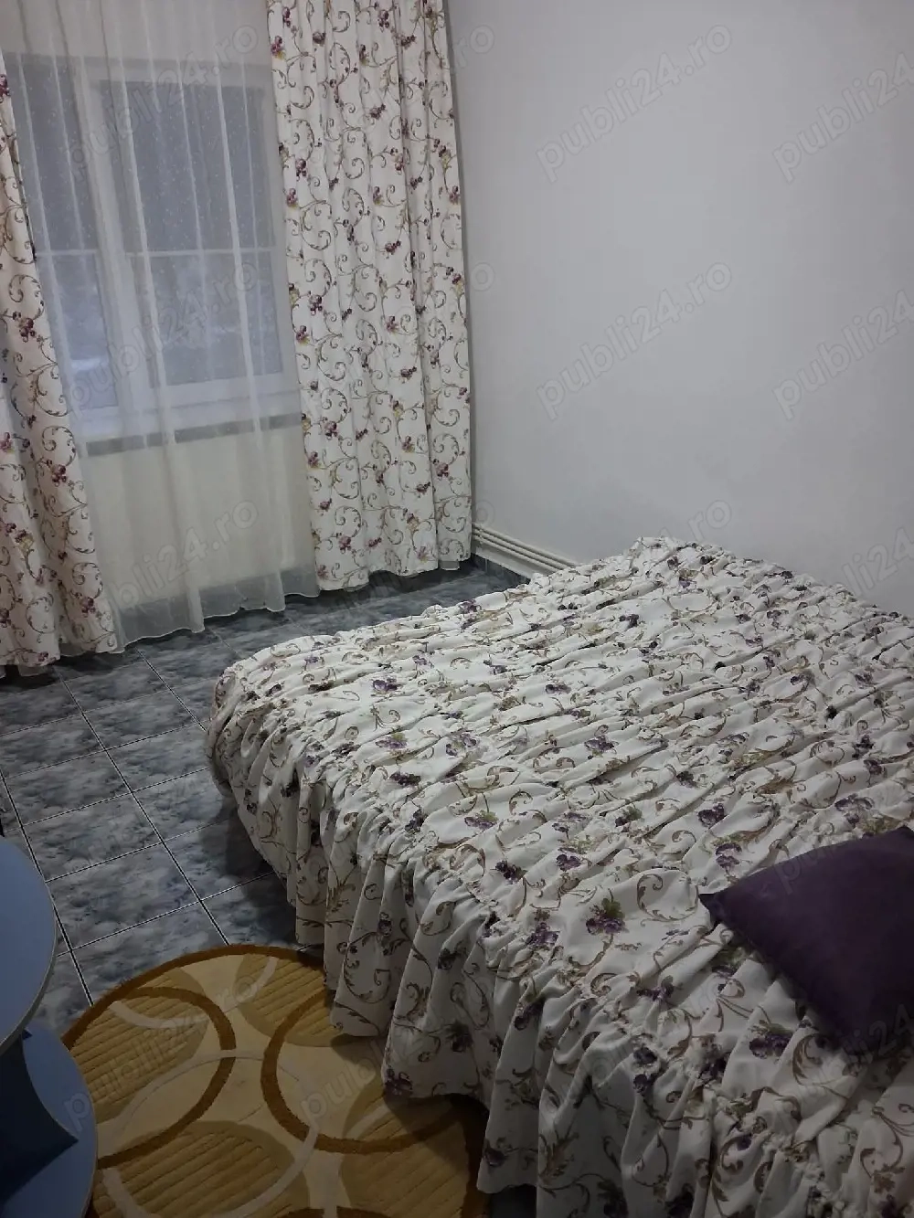 închiriez apartament regim hotelier 