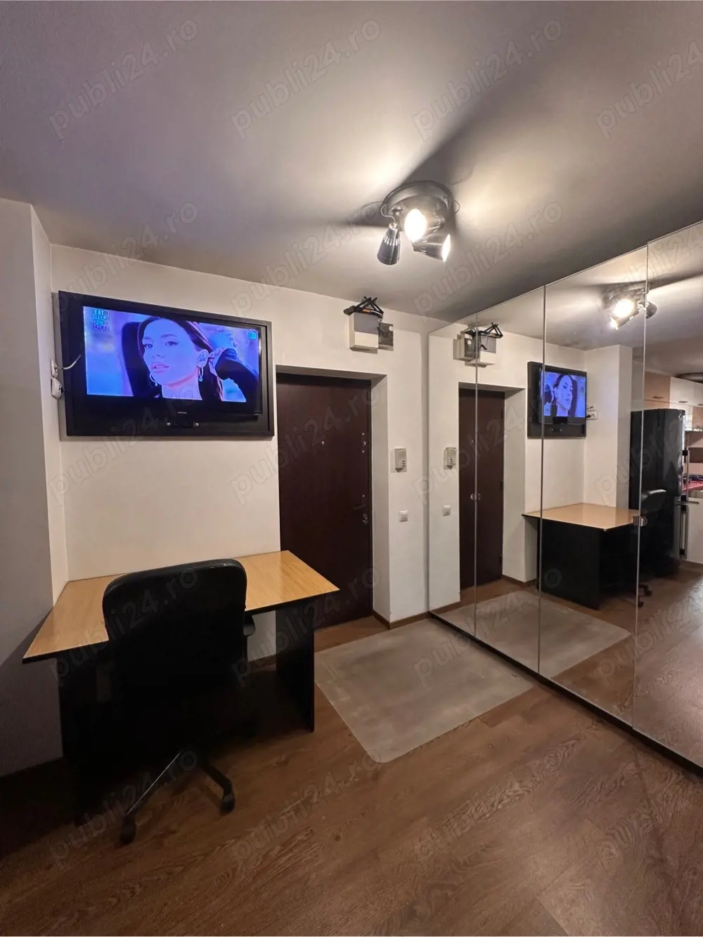 Studio cu doua camere