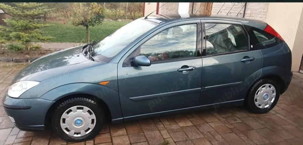 Vând Ford focus ghia