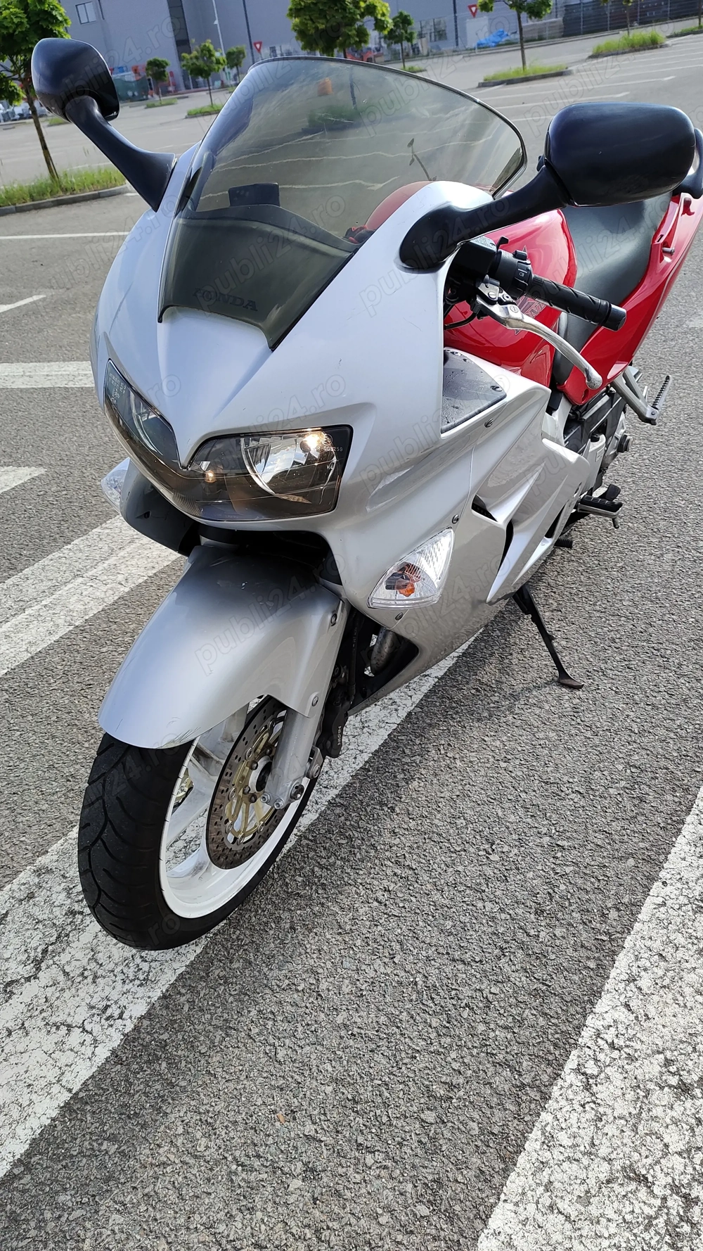 Vand Honda VFR 800 fi