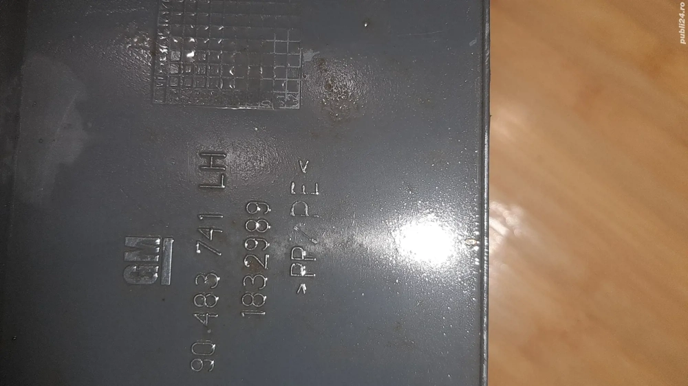 Vând Carenaj Opel zafira C