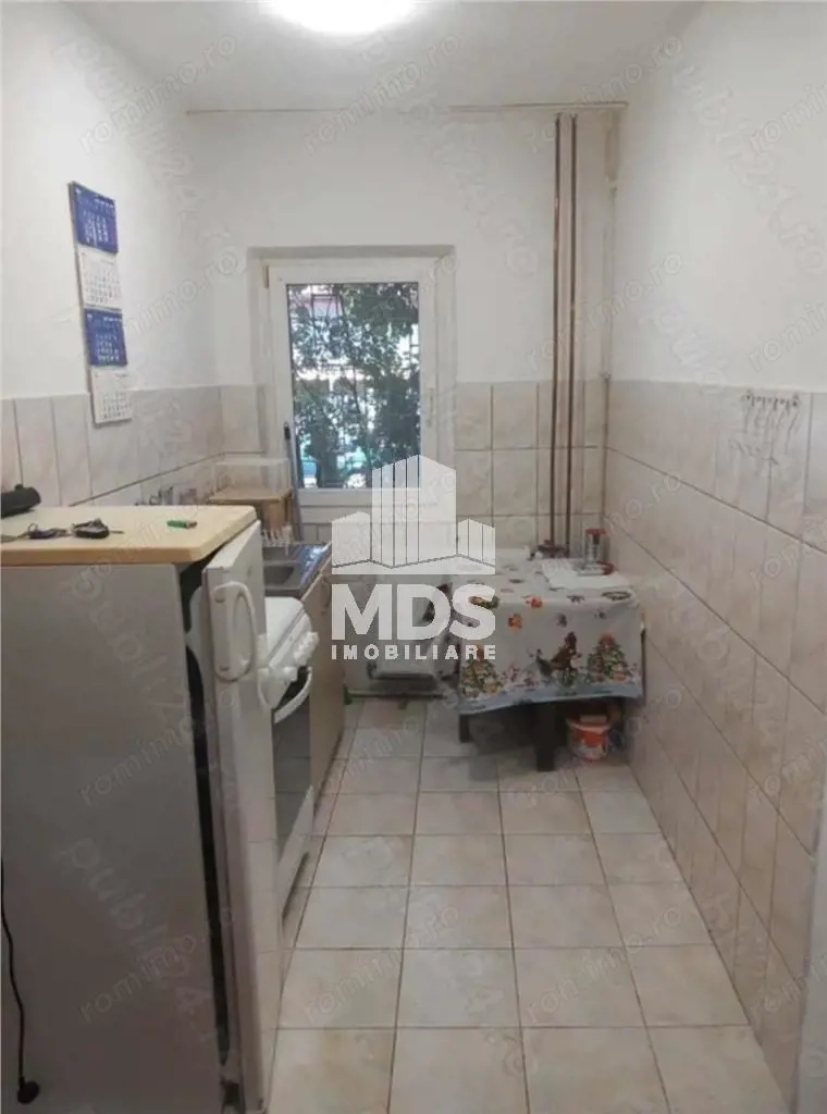 Decomandat la parter inalt, model mare