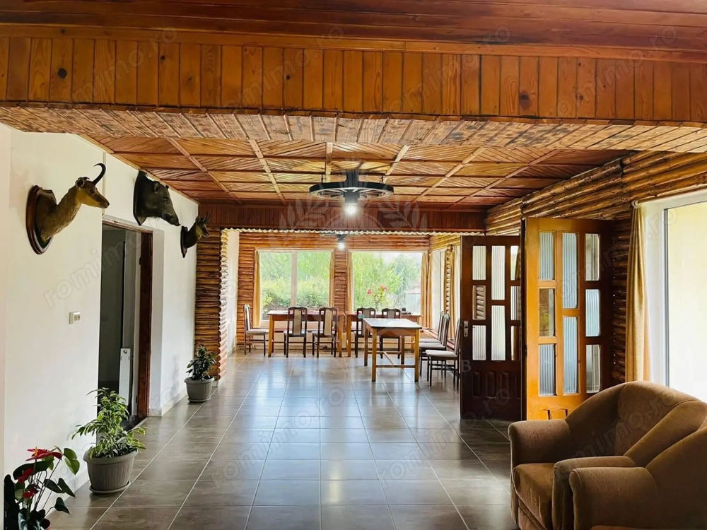 PENSIUNE //VALEA DOFTANEI