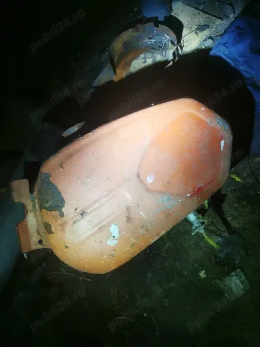 Rezervor benzină Hoinar – stare medie