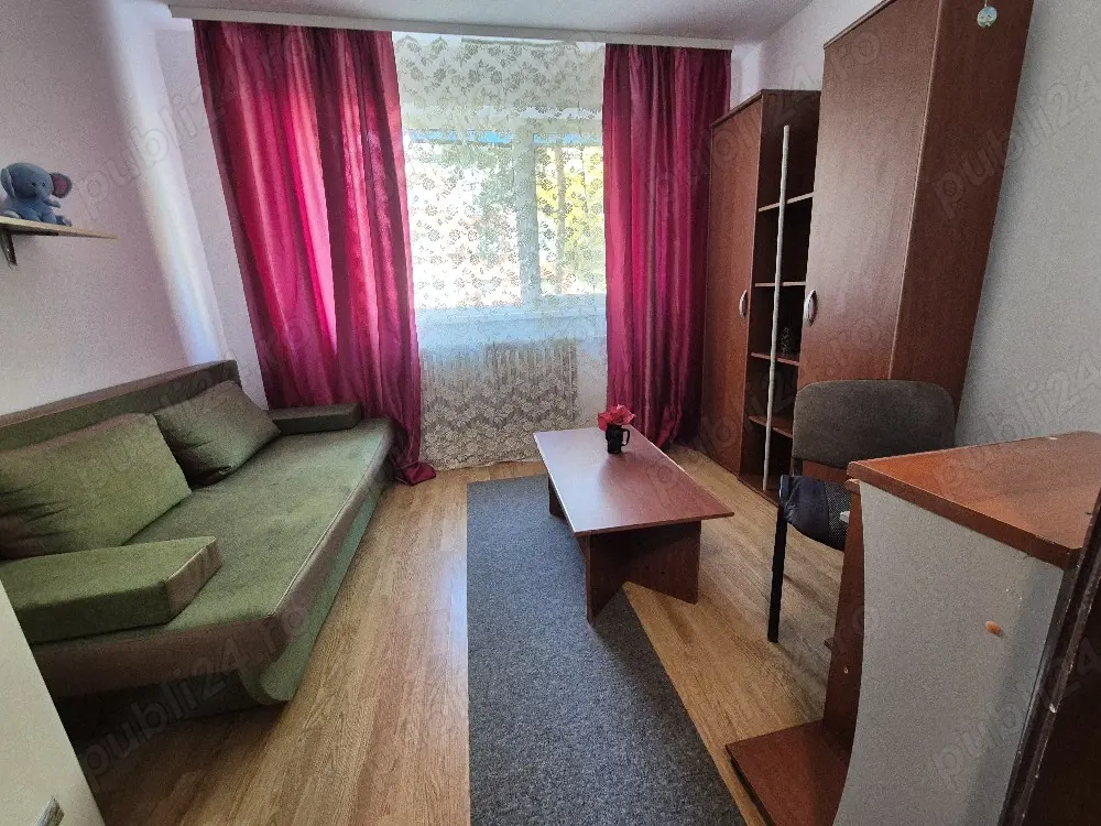 proprietar Inchiriez Garsoniera zona AEM 