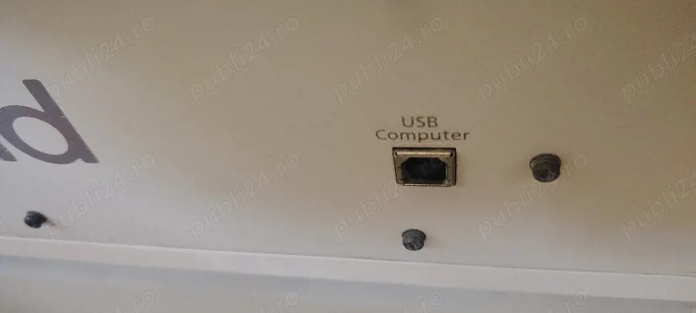 Pianina electro-acustica Roland