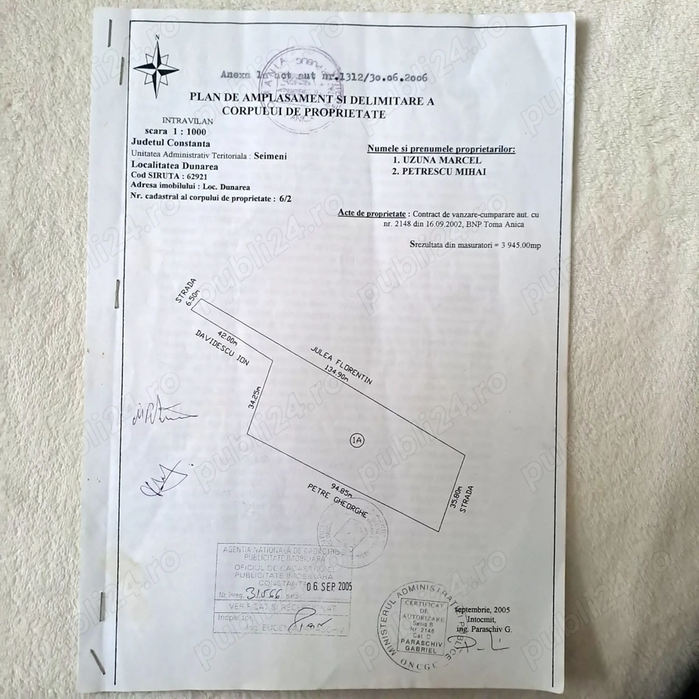 Vând teren intravilan