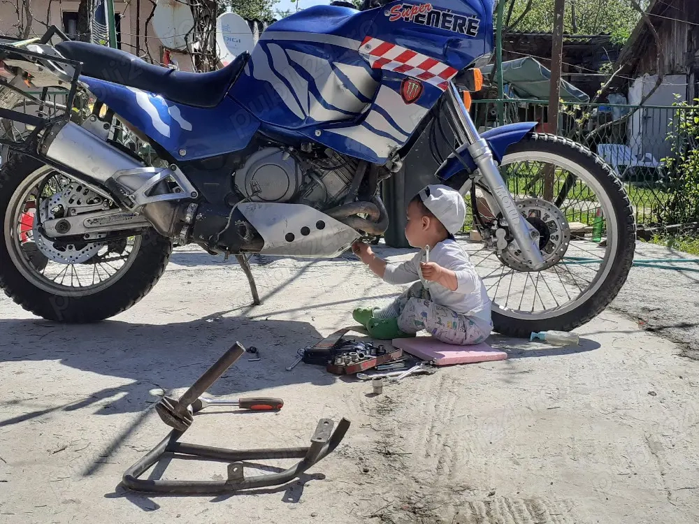 vand , dezmembrez yamaha super tenere 