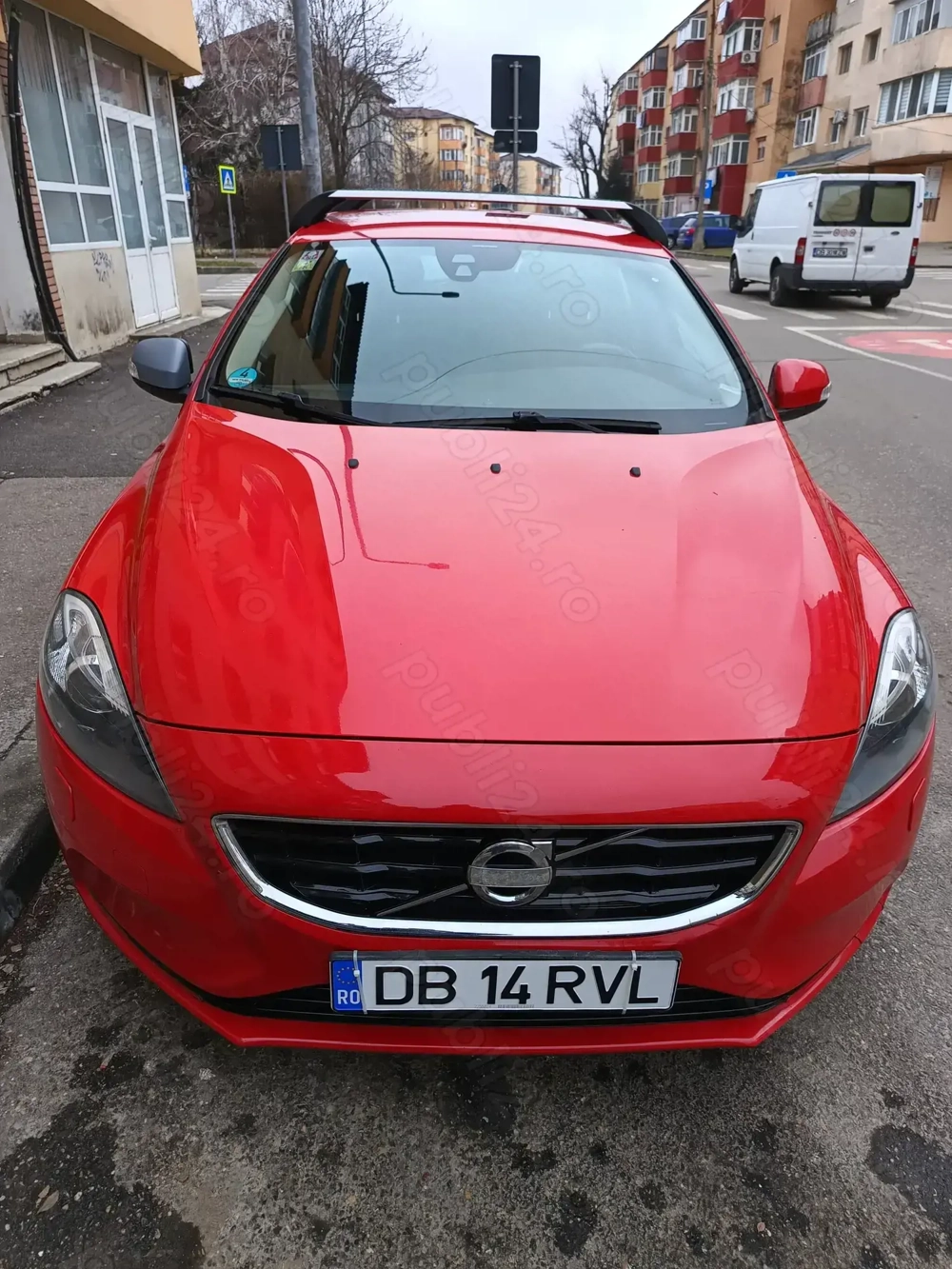 Volvo V40 - Fab - 2013 , 1,6 D2 You ! diesel - 115 cp - Euro 5 - inscrisa pe Romania .