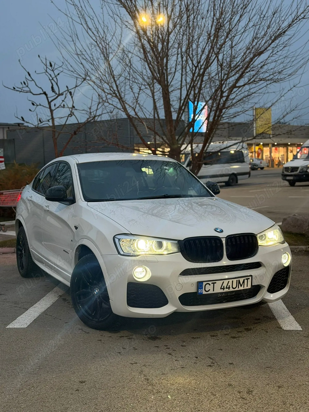 Vând bmw x4 2015