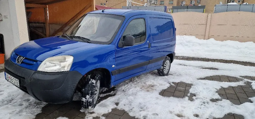 Vând Peugeot Partner 