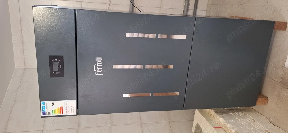 Vand centrala FERROLI , pe peleti , 30 kw