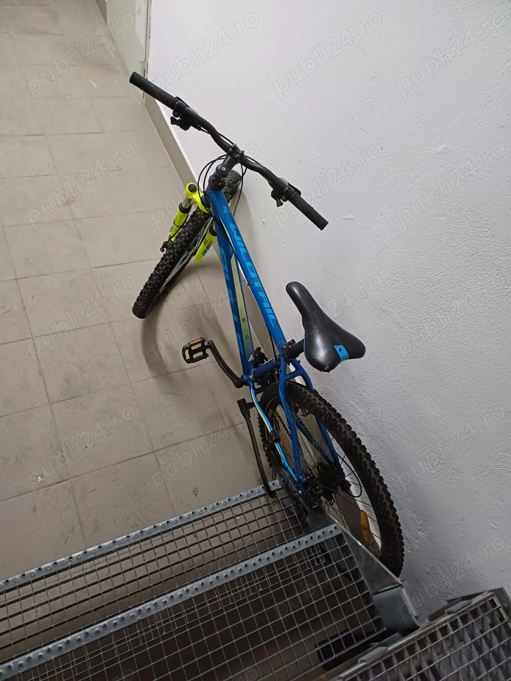 Vând bicicletă bulls