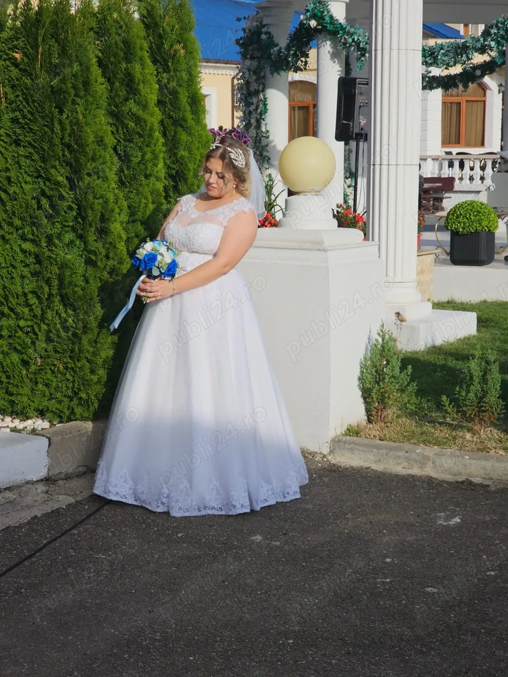 Se vinde rochie de mireasă 