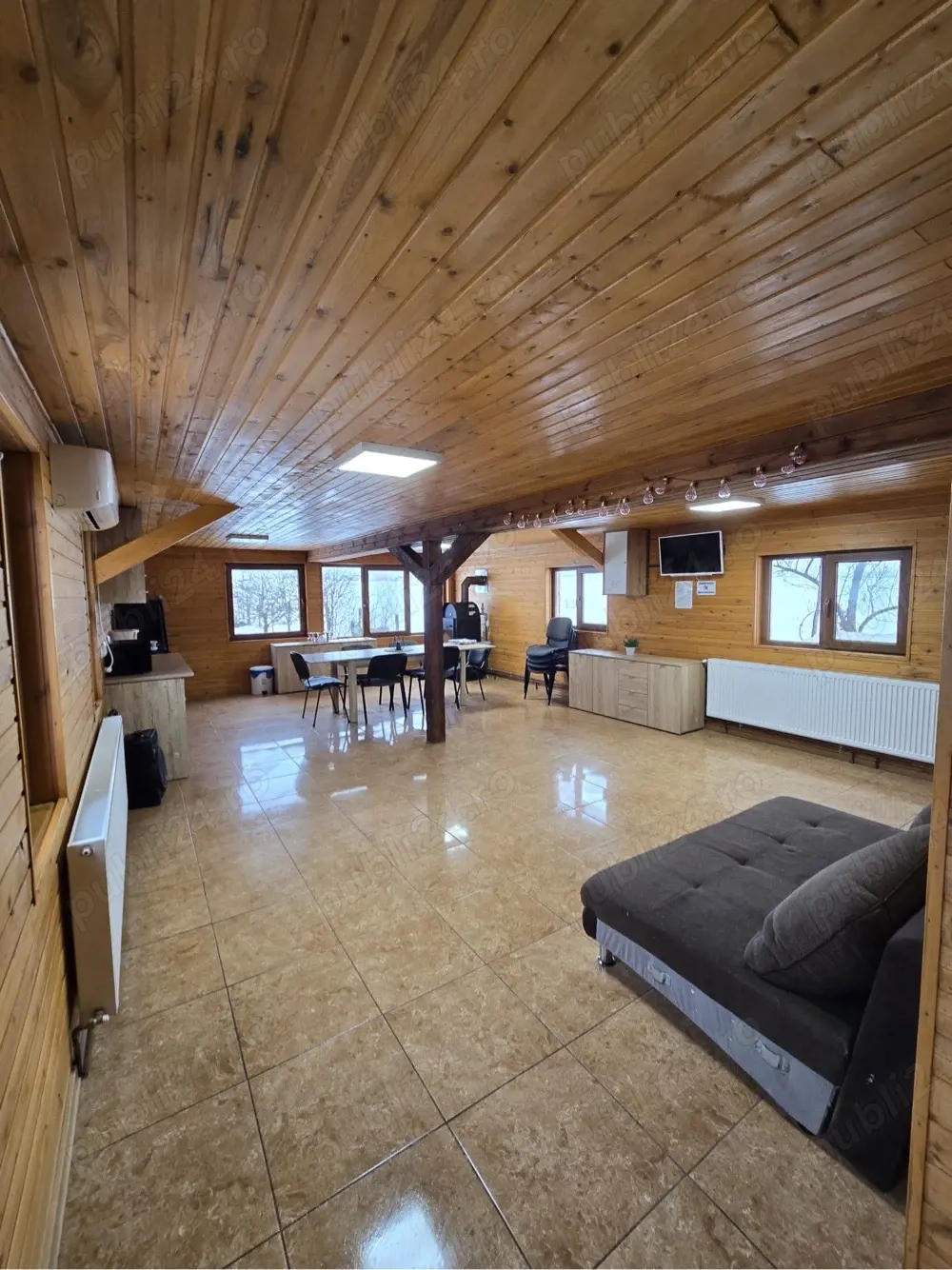 Cabană de închiriat 