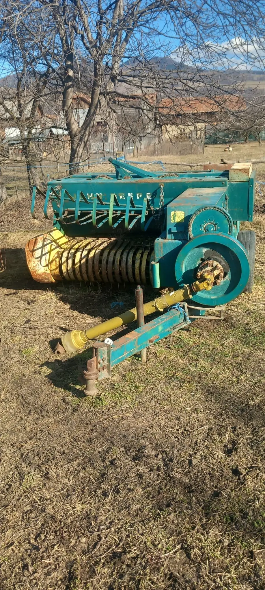 Balotiera John Deere 221