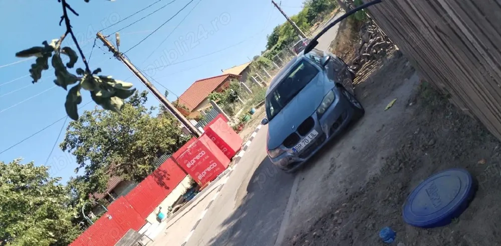 vând BMW e90