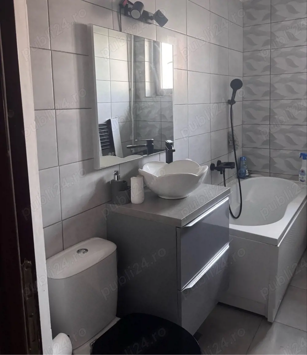 Apartament Rotonda de vanzare