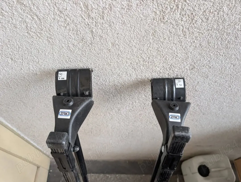 Bari portbagaj Renault Fluence/Megane 3. 