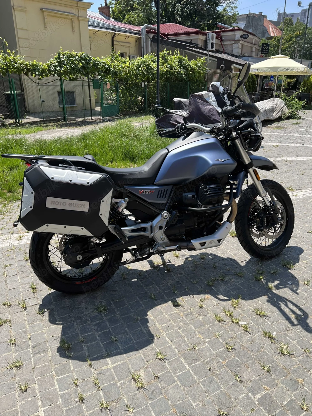 Moto Guzzi V85TT spre vânzare
