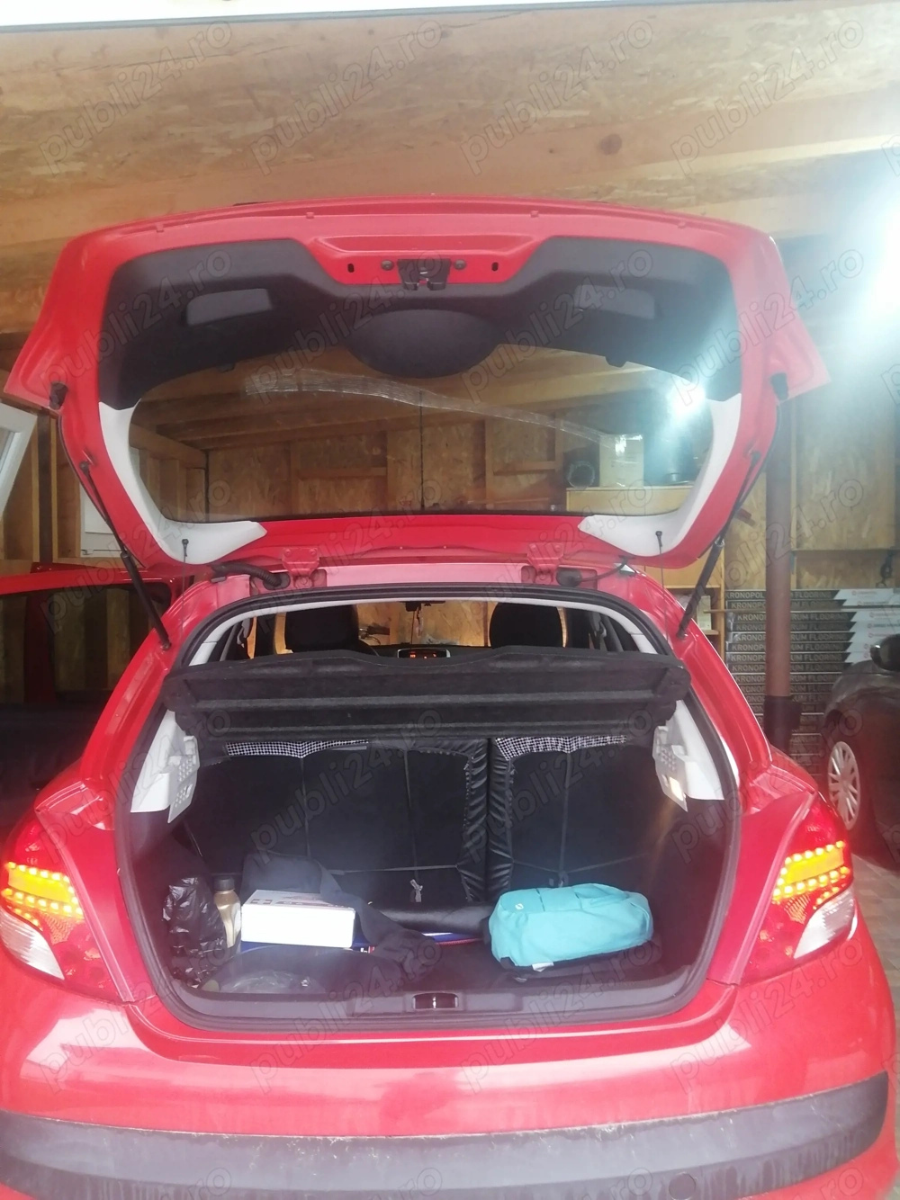  Vând Peugeot 207  2011 Diesel