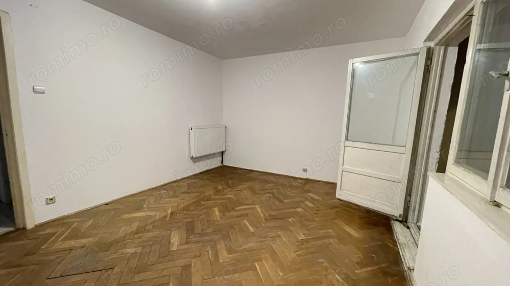 Apartament 1 camera ,etajul 1 -zona Aradului