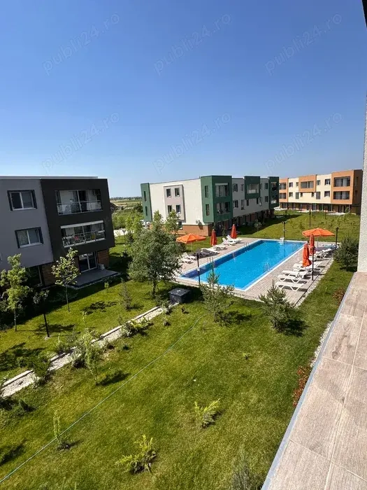 Apartament complex cu piscina