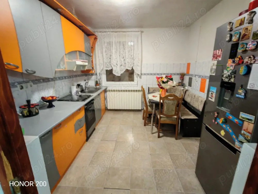 Apartament 3 camere,Garaj,Mini curte,Incalzire pe peleti Centru-E60-ComunaTileagd