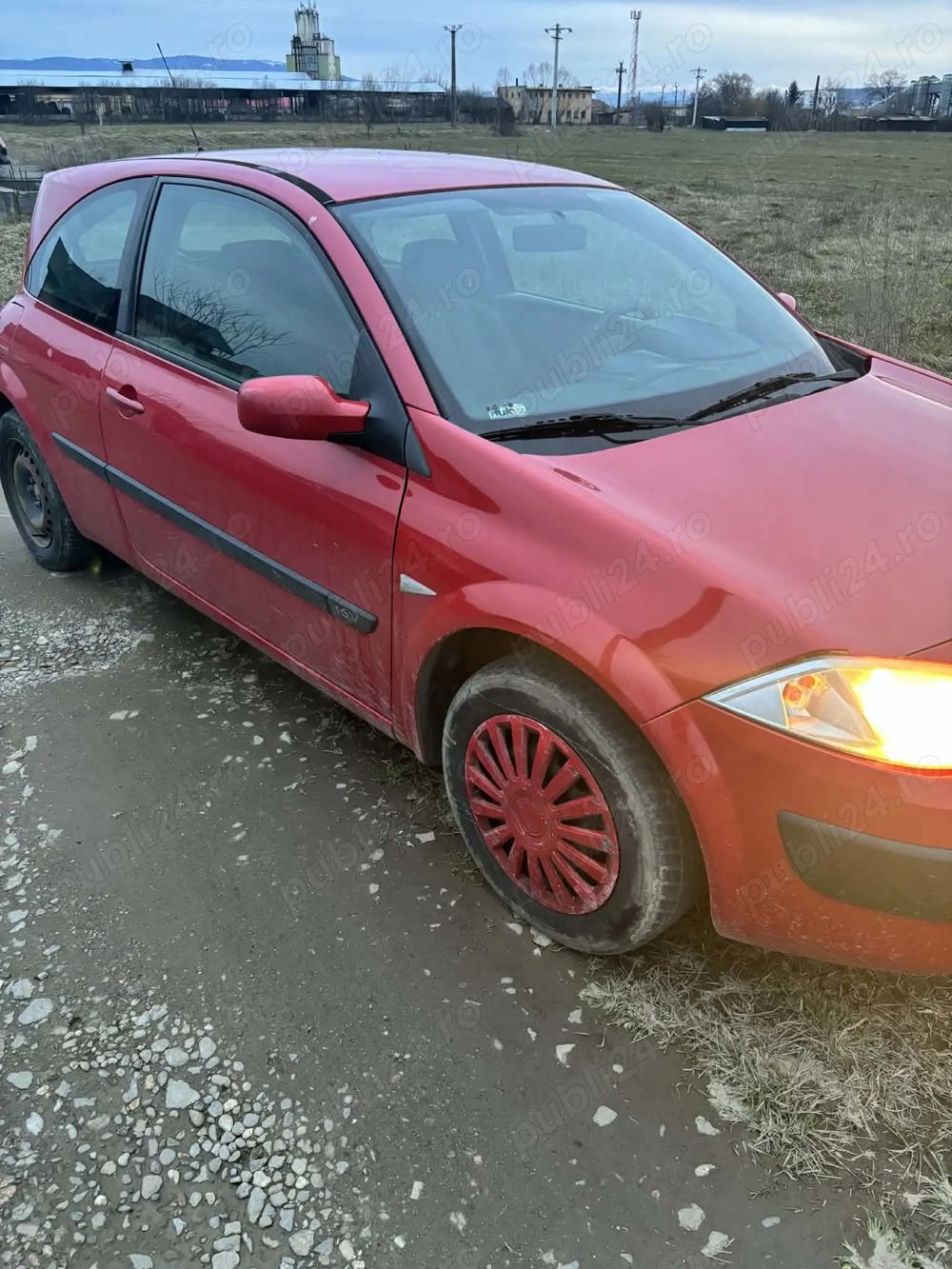 Vând Renault megane 1.4 benzina 