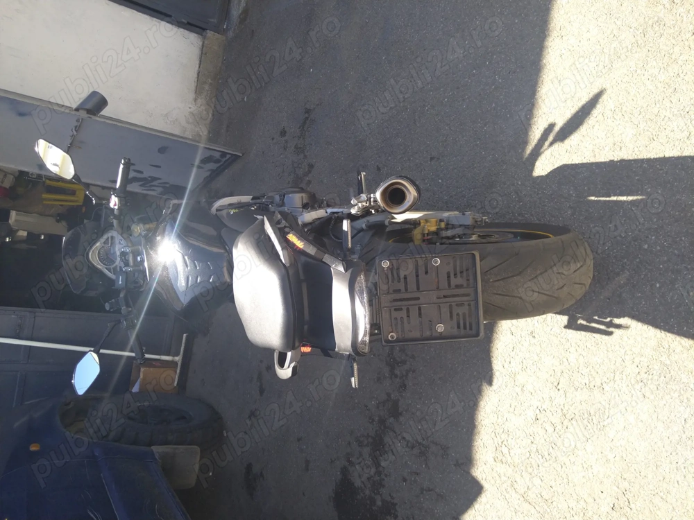 Vând Honda hornet 2007