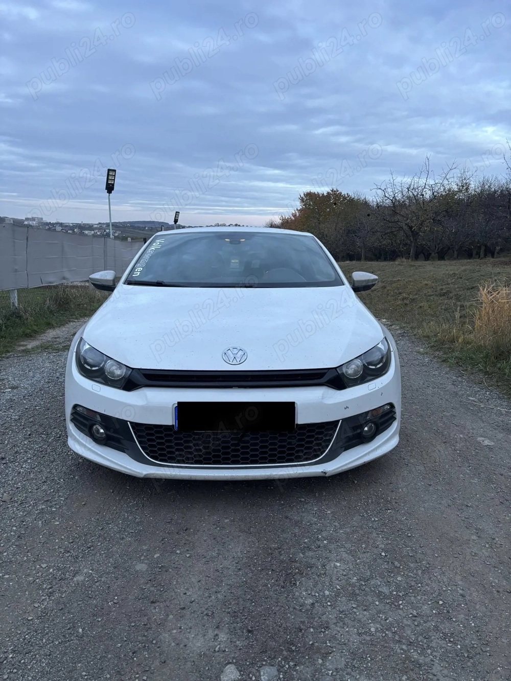 VÂND Volkswagen Scirocco 2010