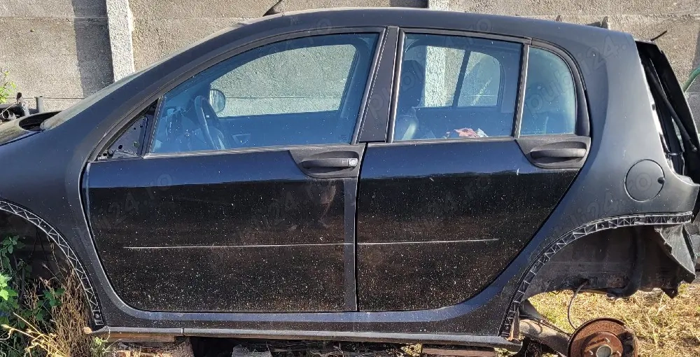 dezmembrez smart forfour 1.5dci 