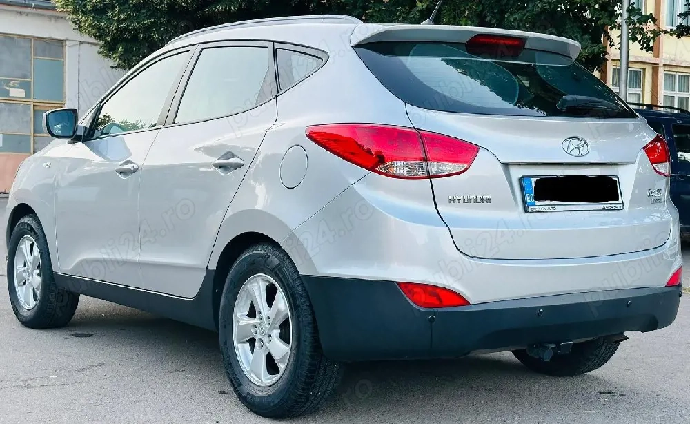 vând Hyundai Tucson ix35