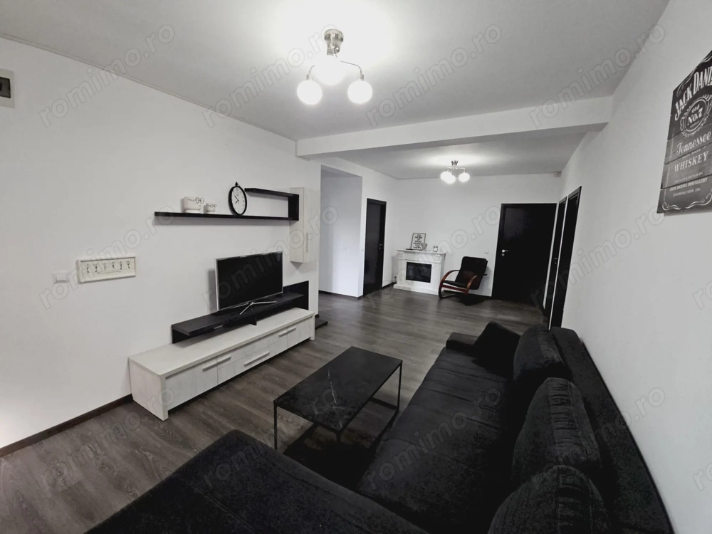 Duplex, Duplex 4 Camere cu Garaj si parcare, la 7 minute de Centru