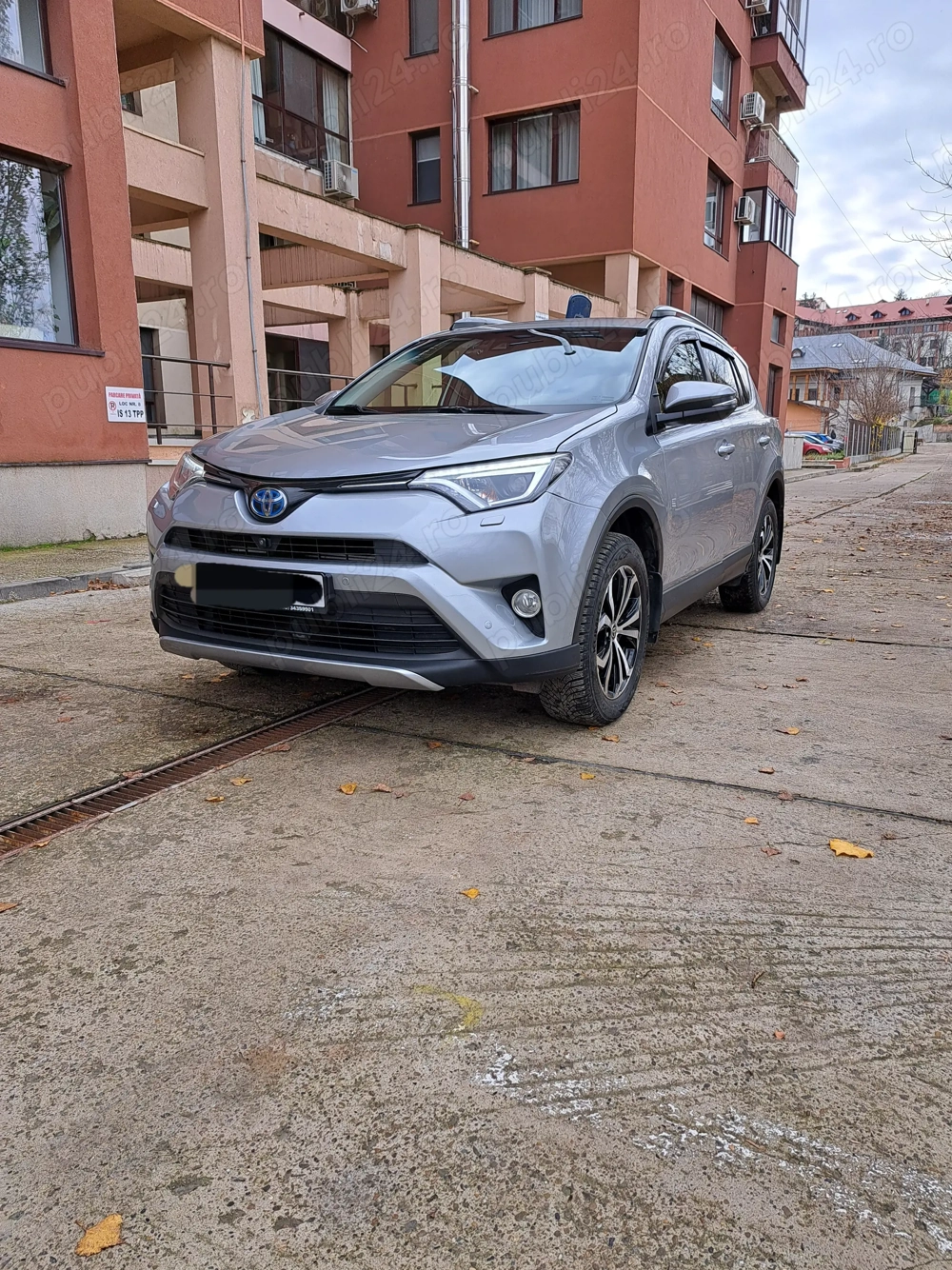 Toyota Rav 4 2018 hybrid 