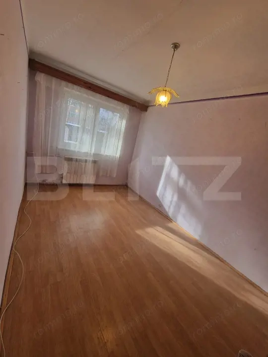Apartament 2 camere, 54 mp totali, zona Centrală