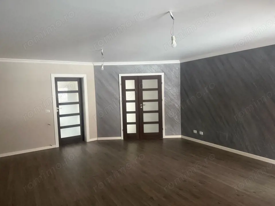 Casa S+P+1, 280 mp utili, 2000 mp teren, zona Podari