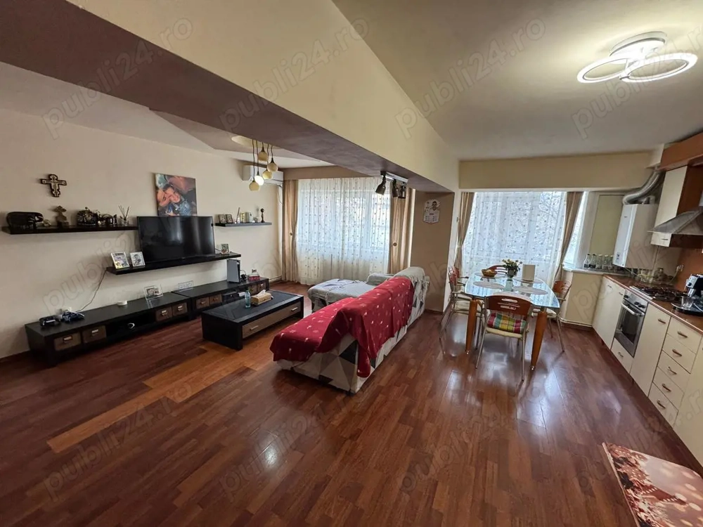 Apartament 3 camere zona Calea Călărașilor-Tribunal