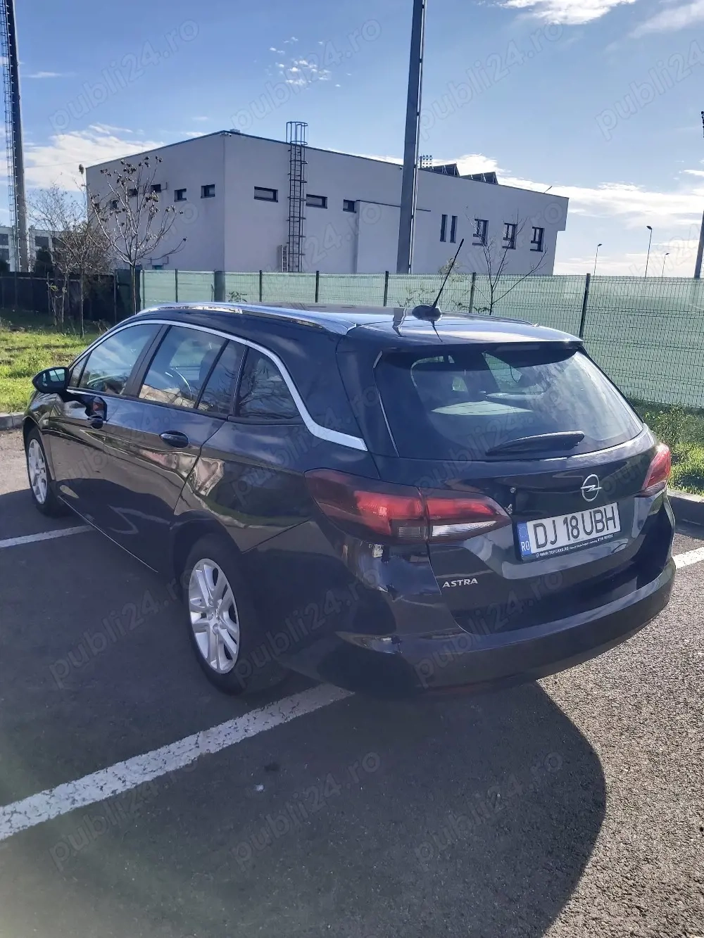 vând Opel ASTRA K SPORT TOURER, an 2020,inmatriculata,toate taxele platite,carvertical verificat !