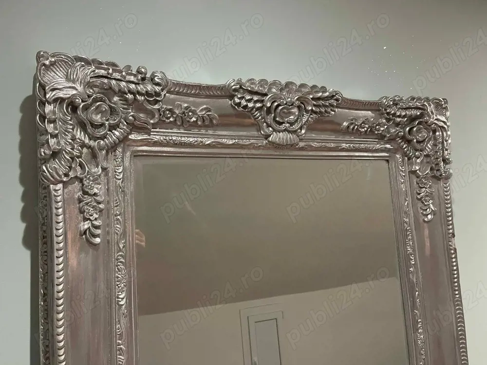 Oglinda stil baroc