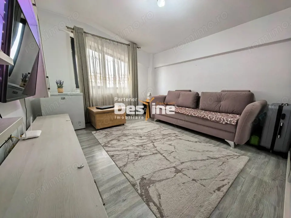 Comision 0% - Apartament cu 2 camere 49 mp decomandat cu balcon si geam la baie