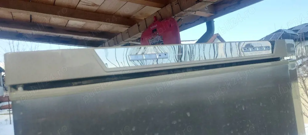 combina frigorifica in stare perfecta