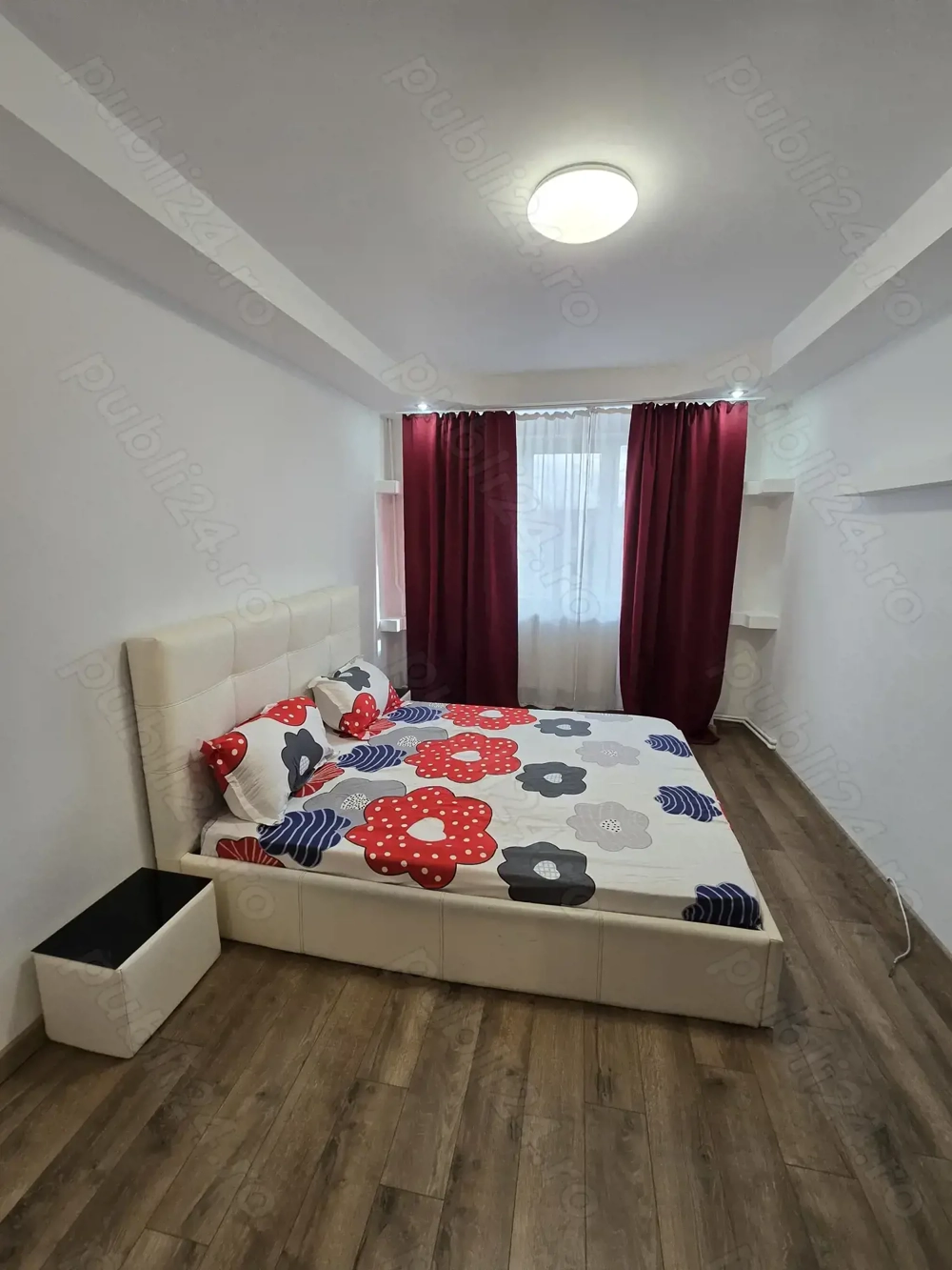 SEMICENTRAL-PALAS,apt.2cam.renovat, mobilat-utilat, 400 Euro