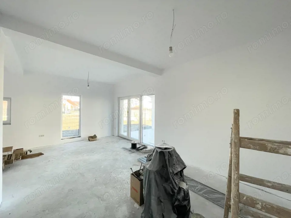 Duplex 4 camere, 102 mp utili, 320 mp teren - Mosnita Veche