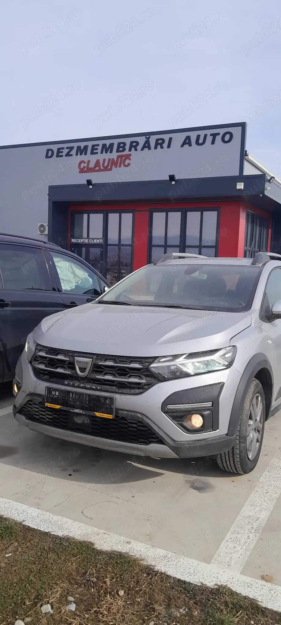 Dezmembram Dacia Sandero 3 1.0 TCe H4D 480