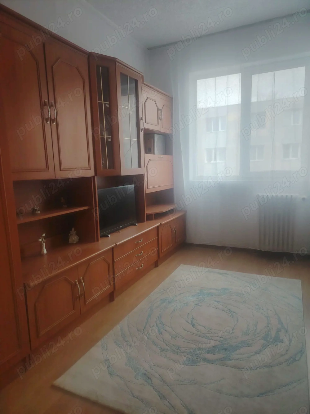 Garsoniera de vanzare in zona Tractorul