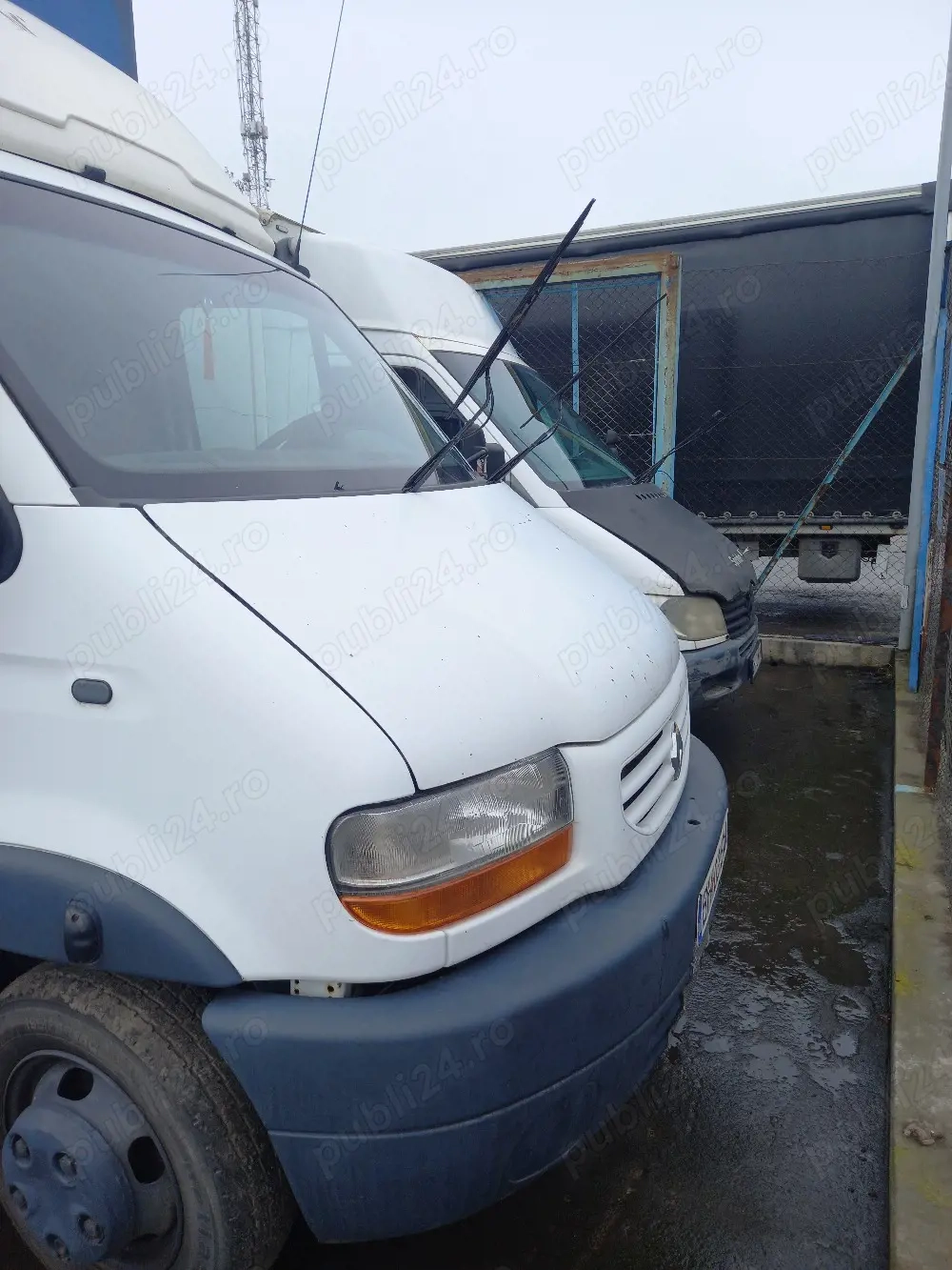 Merceses Sprinter 2002 de 6ewp Renault Mascot 2000 de 9ewp 